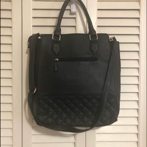 Gorgeous Nila Anthony Commuter bag!